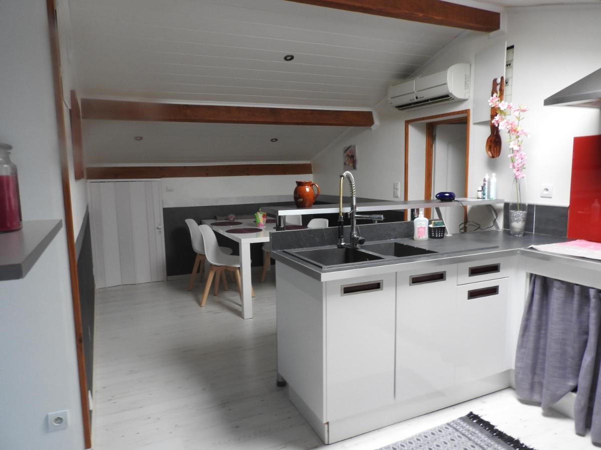 Appartement Mansarde Et Climatise 50 M2 Pompignan  Экстерьер фото