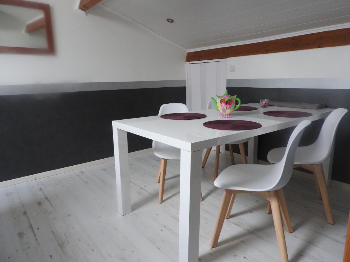 Appartement Mansarde Et Climatise 50 M2 Pompignan  Экстерьер фото