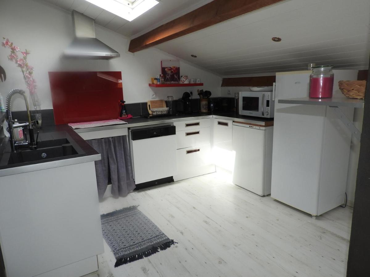 Appartement Mansarde Et Climatise 50 M2 Pompignan  Экстерьер фото